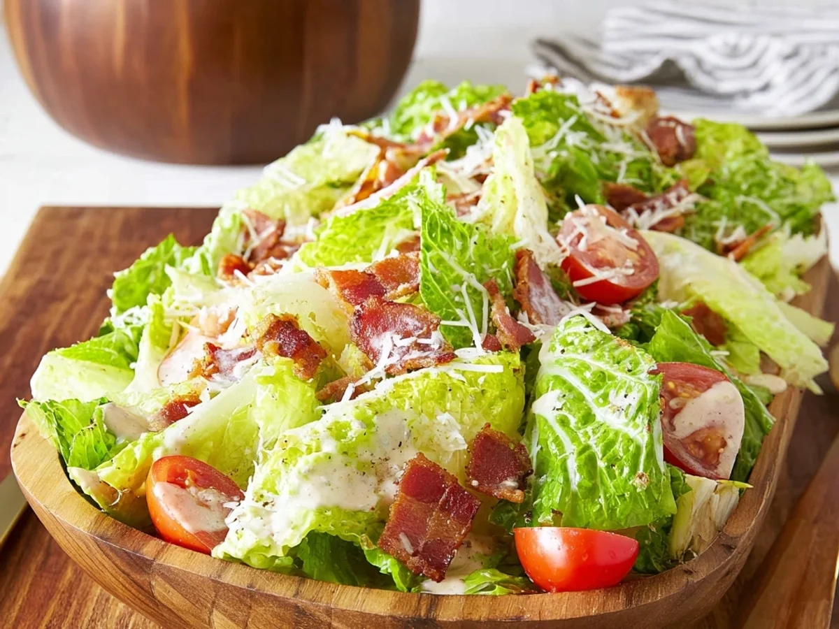 Mom's Best BLT Caesar Salad: A Tangy Family Favorite - Featured Image